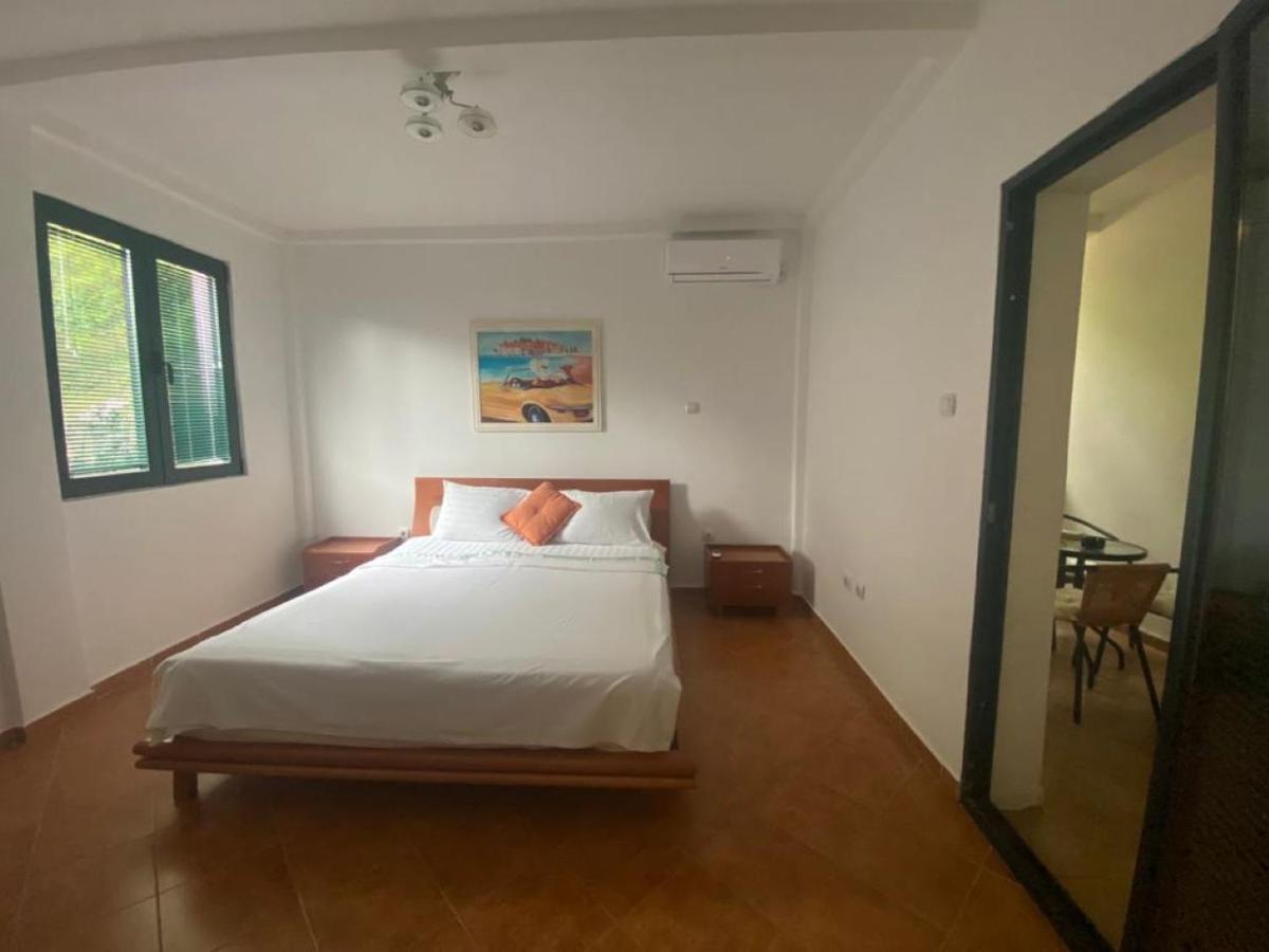 Villa Lutovac Budva Bagian luar foto
