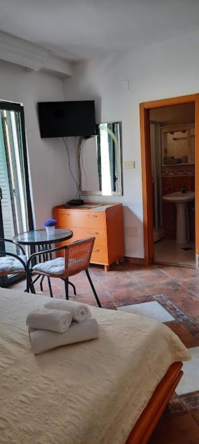 Villa Lutovac Budva Bagian luar foto